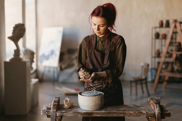 Quelles croisières proposent des ateliers de sculpture sur pierre en Italie?